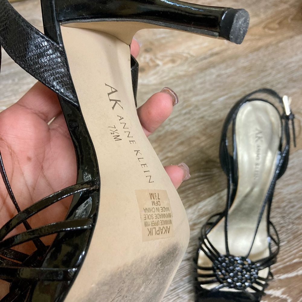 Anne Klein strappy heels - Picture 6 of 7